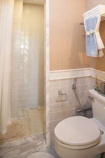 简约温馨的卫生间一角