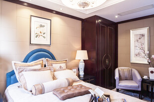 豪华卧室温馨舒适风