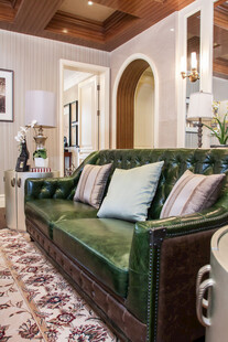 复古风客厅绿色沙发装饰