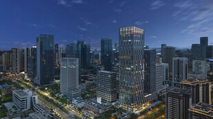 都市璀璨夜景俯瞰图