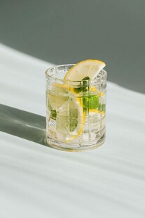 柠檬薄荷冰饮清爽一夏