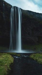 壮观瀑布自然美景呈现