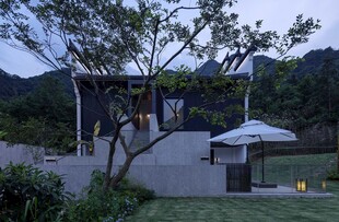 山间庭院静谧惬意生活