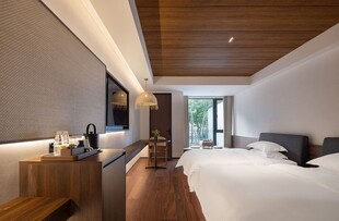 现代简约风格温馨卧室