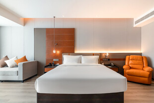 现代简约风格的舒适卧室