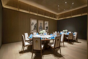 优雅中式风格餐厅包间