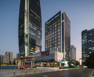 都市高楼街景