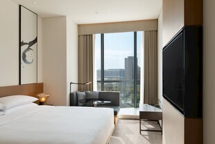 现代简约风格的舒适卧室