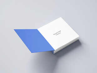 展开的精品图册展示样机