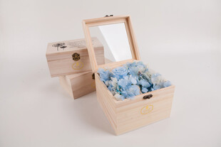 工艺品木质礼盒装蓝色干花