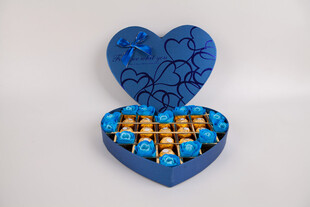 工艺品心形蓝盒巧克力
