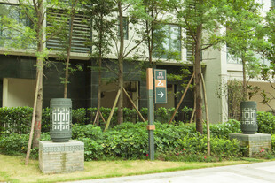 现代园林景观设计一角