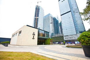 现代都市高楼景观