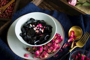 玫瑰味的龟苓膏