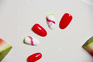 西瓜风美甲贴片展示