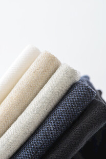 多彩棉袜堆叠展示