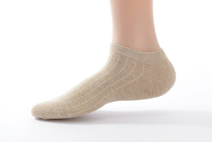 浅米色女士低帮针织短袜