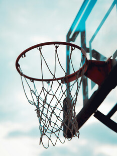 篮球框特写