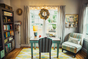 温馨复古风家居角落场景