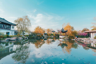 江南水乡秋日宁静美景