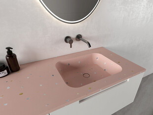 粉色洗手台
