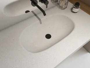 简约白色洗手盆特写