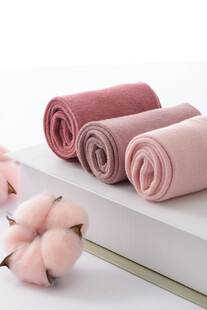 柔软卷状棉袜展示