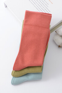 多彩袜子堆叠展示