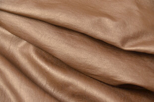 棕色褶皱丝绸布料
