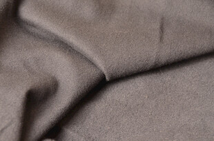 浅棕色褶皱布料纹理