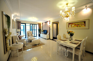 现代简约风格温馨客厅