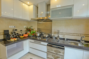 现代简约风格的温馨厨房