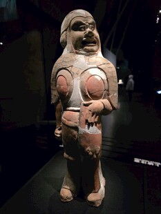 徐显秀墓镇墓武士俑