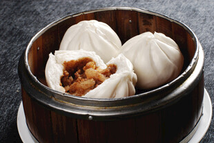 蒸笼里的美味包子