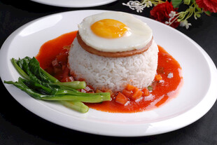 荷包蛋盖浇饭美味诱人