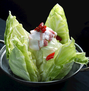 凉拌生菜配虾仁