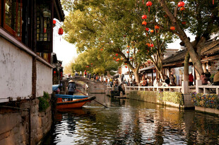 江南水乡古巷河道美景
