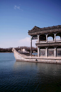 水上古船建筑