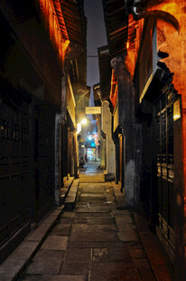 古巷夜景