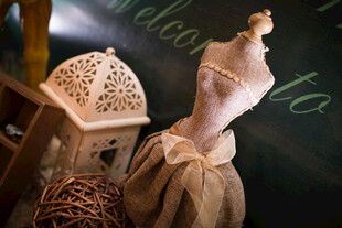 复古风服饰道具展示