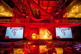 中式喜庆舞台场景布置