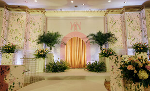 华丽典雅的婚礼现场布置