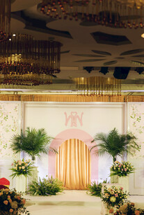 浪漫婚礼舞台装饰场景