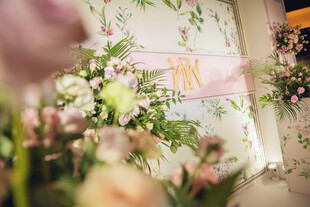 浪漫婚礼花卉装饰场景