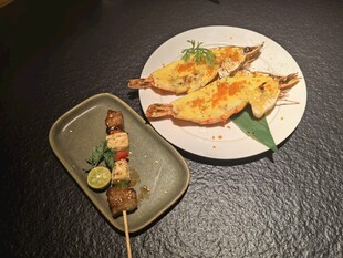 美味烤鱼与串烧