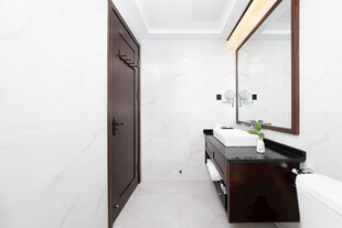 现代简约风格浴室一角