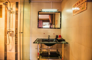 简约浴室洗手台一角