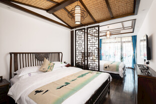 中式风格温馨卧室空间