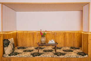 日式榻榻米茶室温馨一角