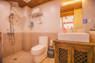 现代简约风卫生间一角